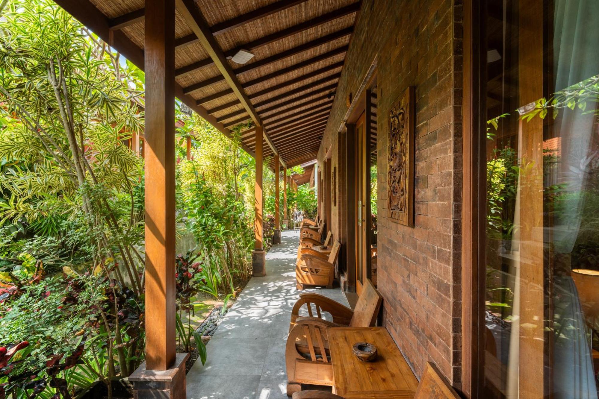 Jinar Guest House 캉구 외부 사진